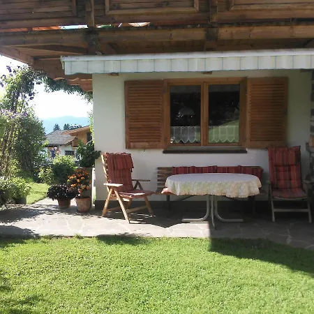 Privatunterkunft Haus Glanzern *